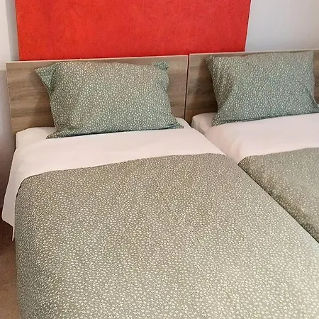 דירות פאטרה Paris House 4 מראה חיצוני תמונה